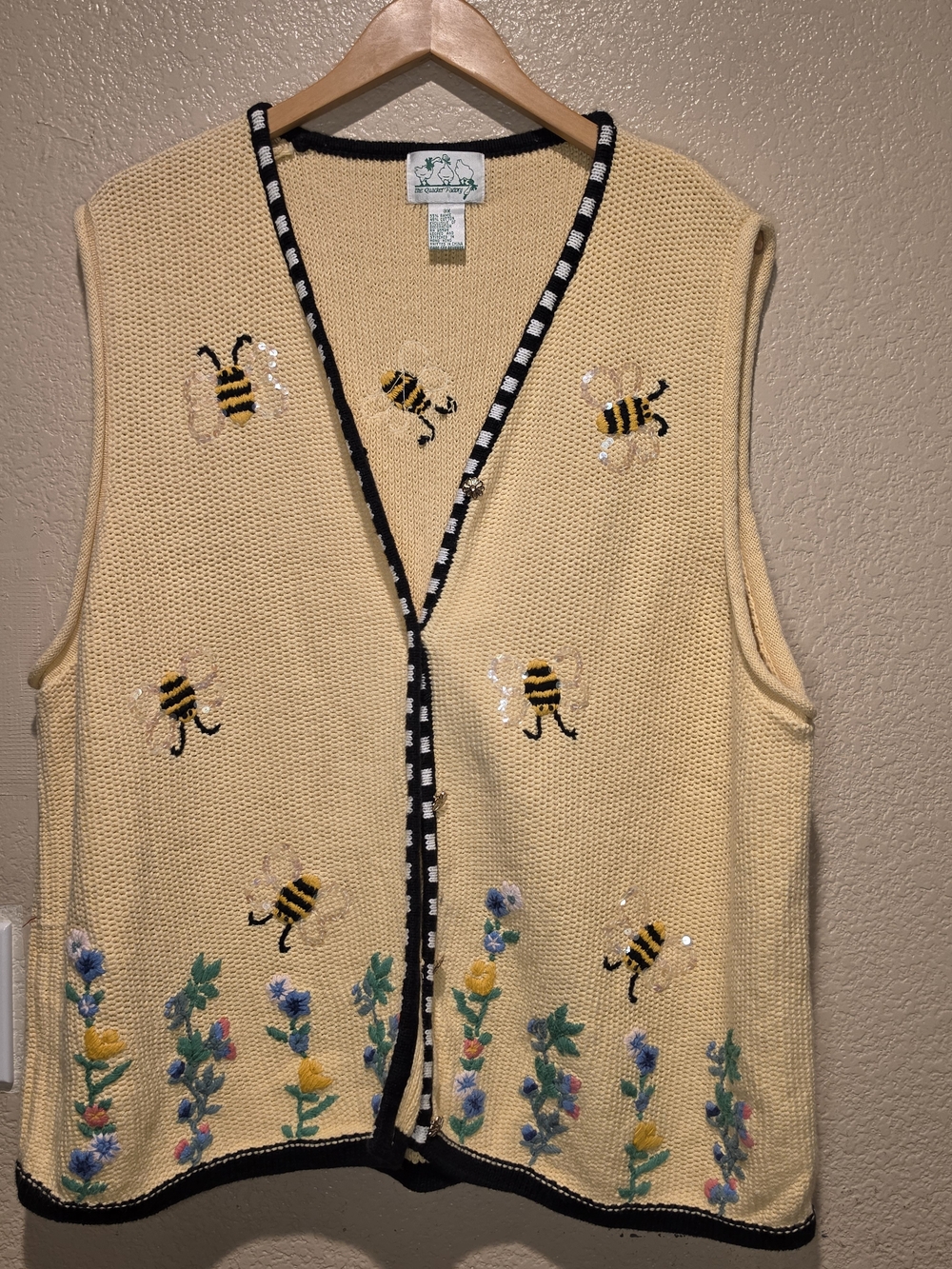 Quacker Factory Yellow Bee Embroidered Knit Vest with Floral Border